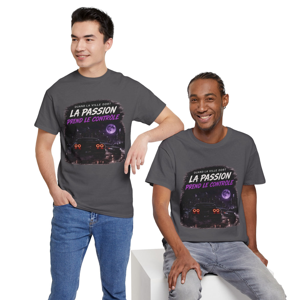 La Passion Prend Le Contrôle Tee — Retro Night Drive Graphic T-Shirt
