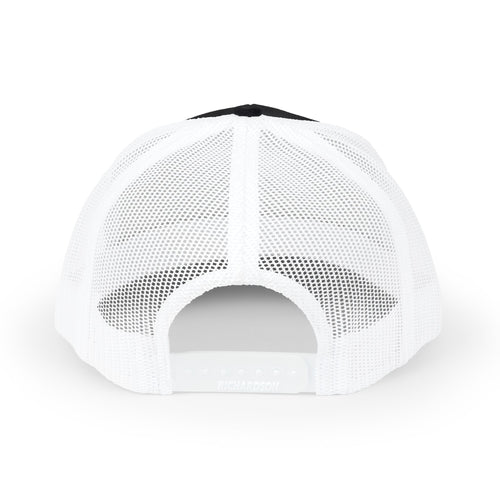 Golf 7R Snapback Trucker Cap — Retro Racing Golf Logo Hat