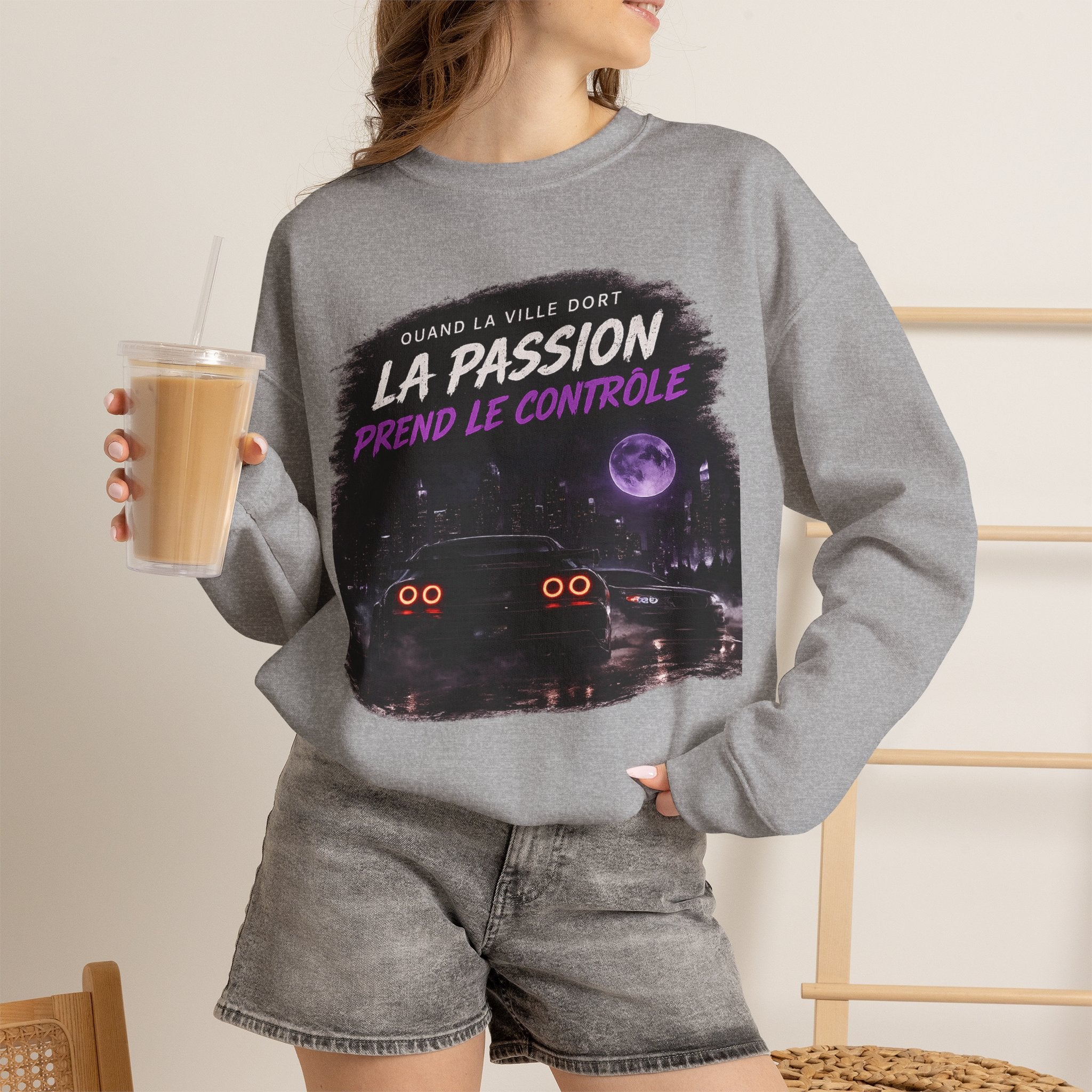 Crewneck Sweatshirt — Retro French Night Drive "La Passion Prend Le Contrôle"