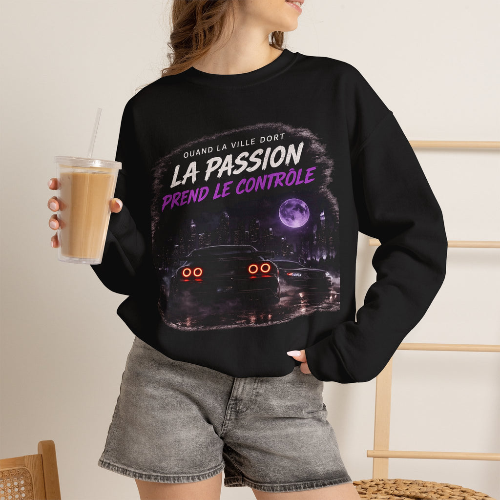 Crewneck Sweatshirt — Retro French Night Drive "La Passion Prend Le Contrôle"
