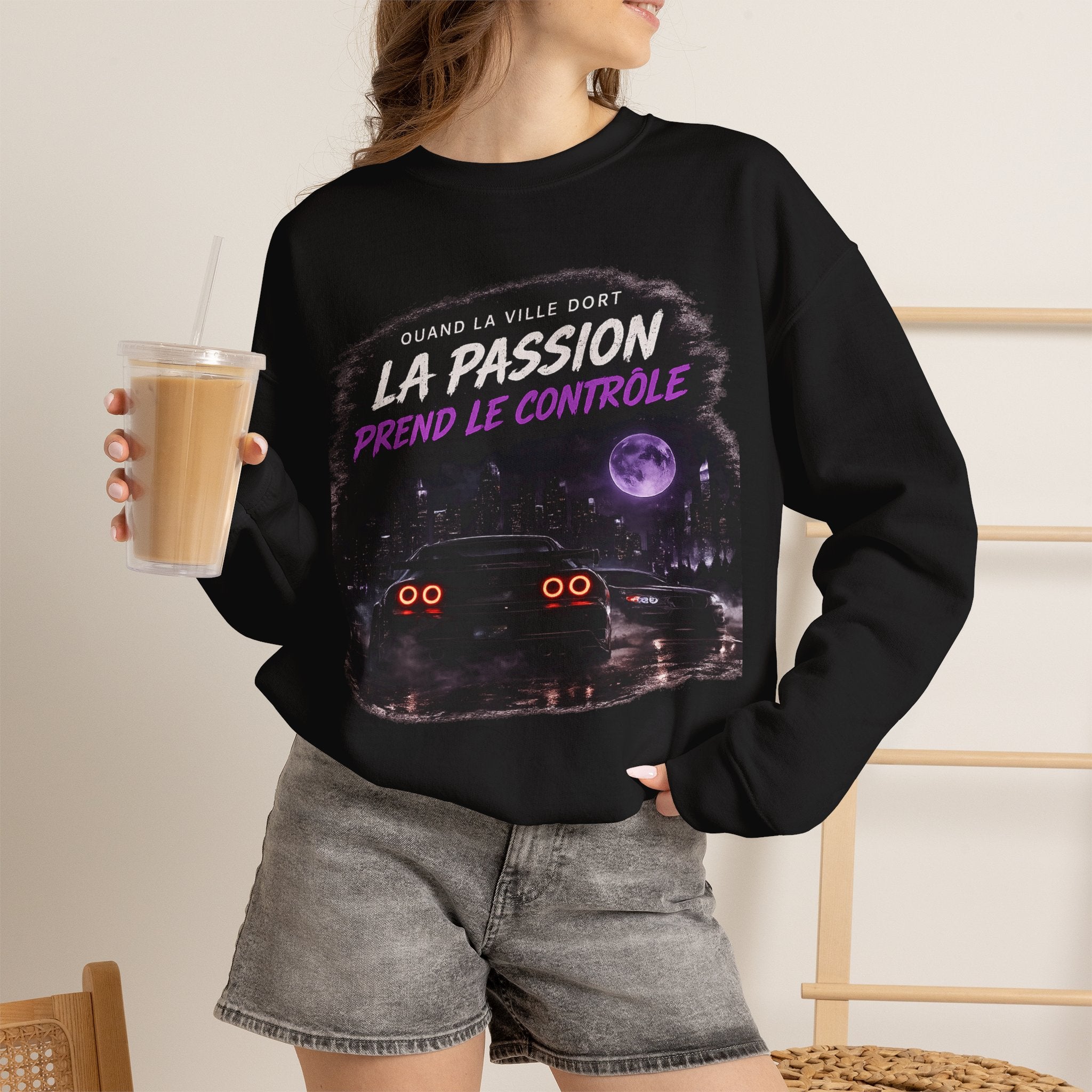 Crewneck Sweatshirt — Retro French Night Drive "La Passion Prend Le Contrôle"