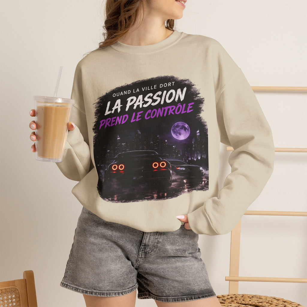 Crewneck Sweatshirt — Retro French Night Drive "La Passion Prend Le Contrôle"