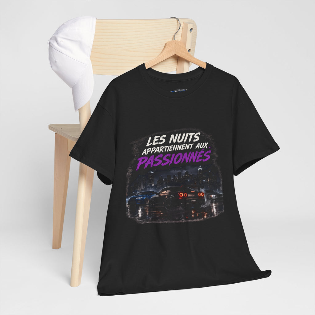 Les Nuits Appartiennent aux Passionnés T-Shirt — Night Drive Retro Racing Tee