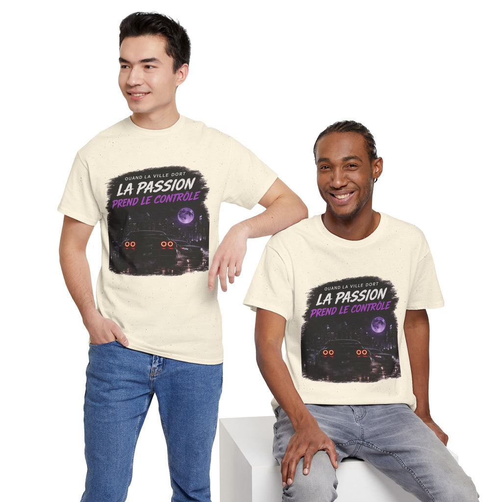 La Passion Prend Le Contrôle Tee — Retro Night Drive Graphic T-Shirt
