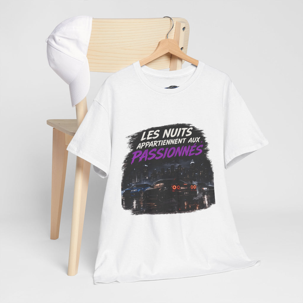 Les Nuits Appartiennent aux Passionnés T-Shirt — Night Drive Retro Racing Tee