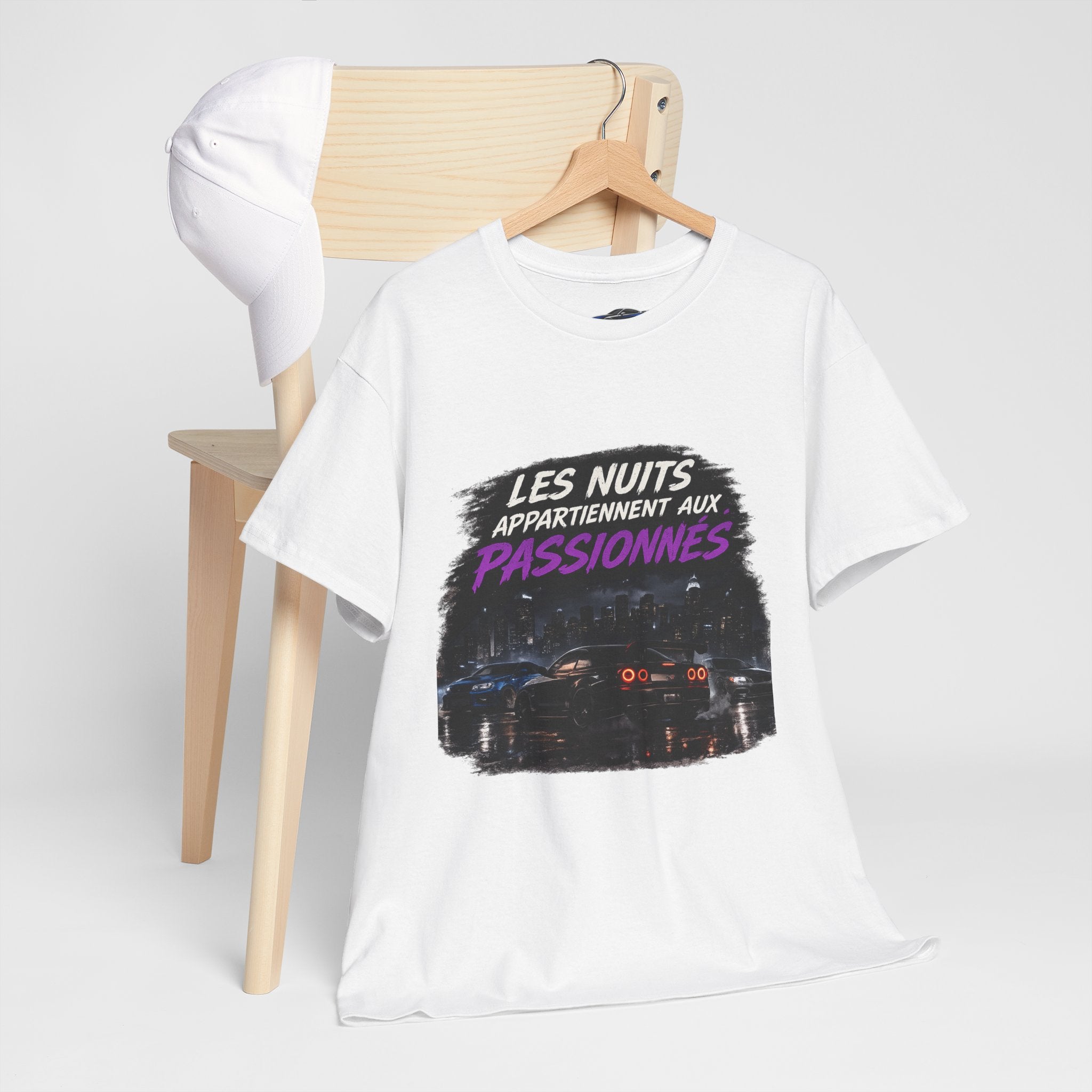 Les Nuits Appartiennent aux Passionnés T-Shirt — Night Drive Retro Racing Tee