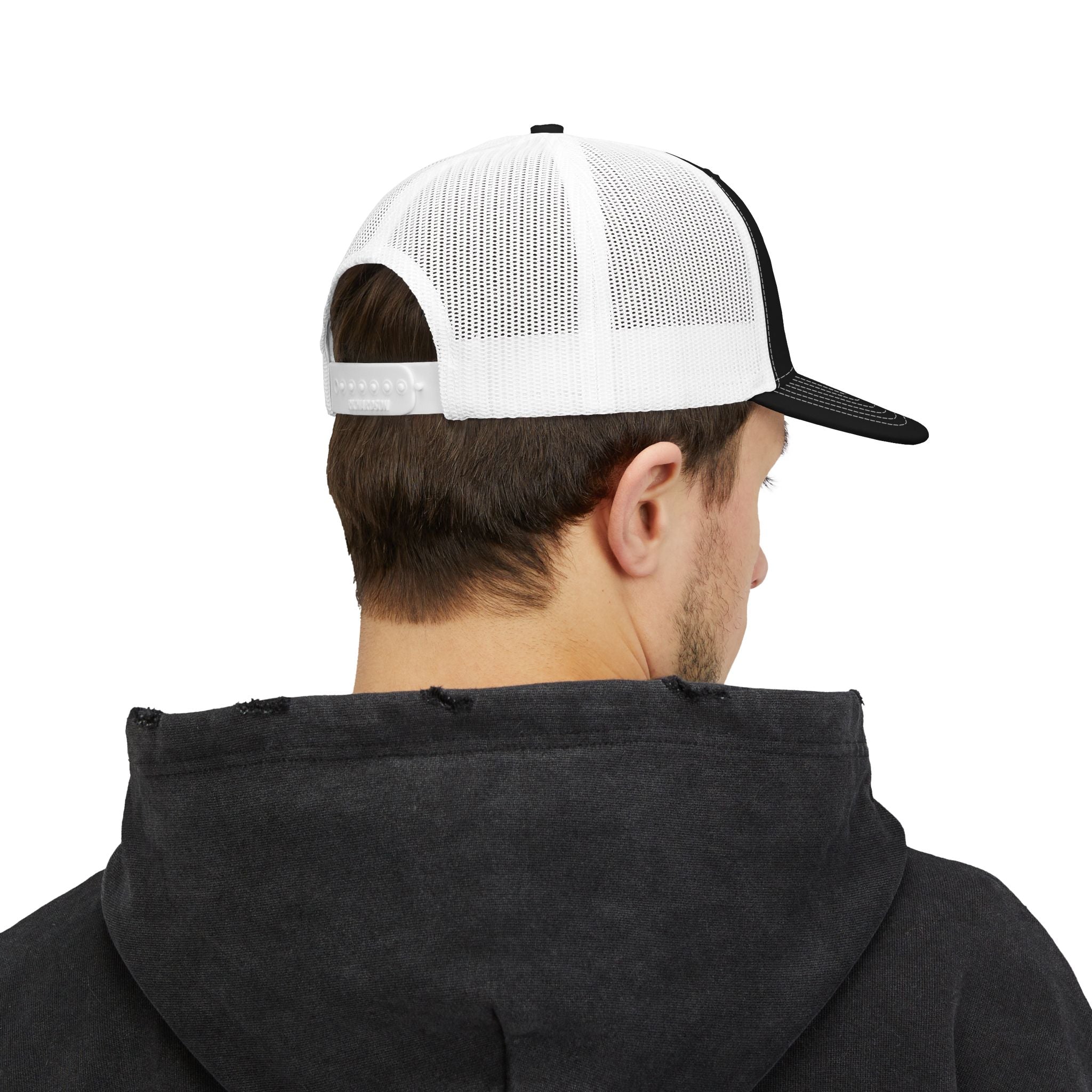 Golf 7R Snapback Trucker Cap — Retro Racing Golf Logo Hat