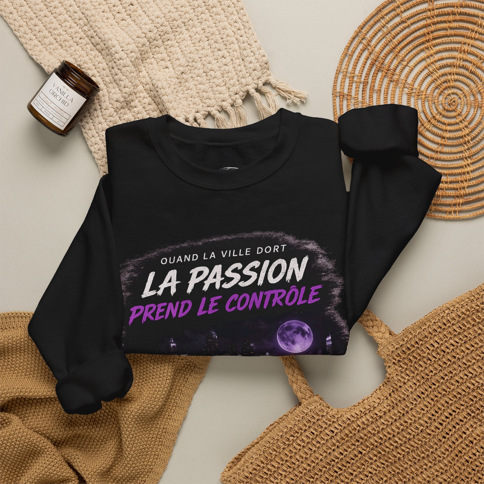 Crewneck Sweatshirt — Retro French Night Drive "La Passion Prend Le Contrôle"