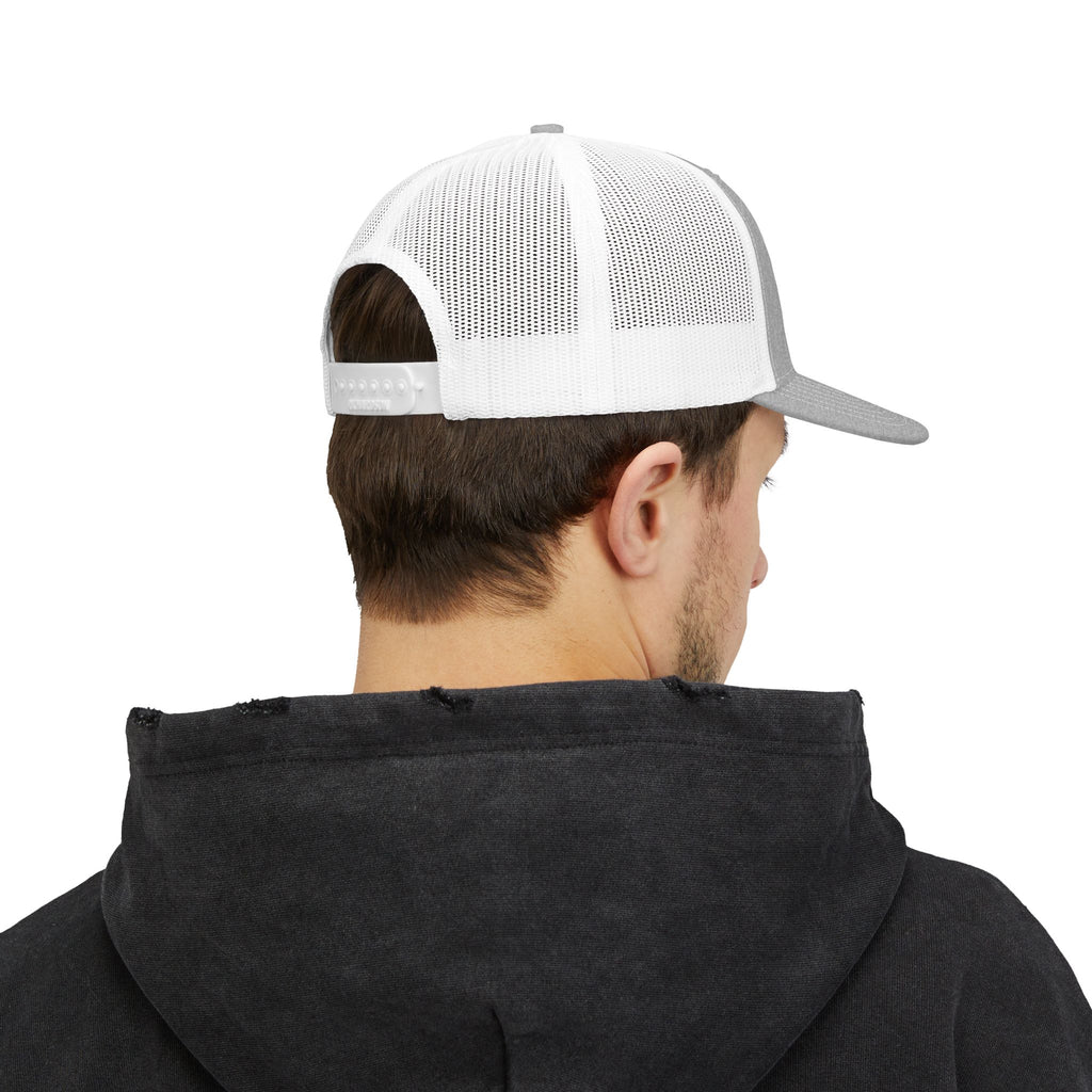 Trucker Cap — Retro 'GOLF ZR' Mesh Snapback Hat