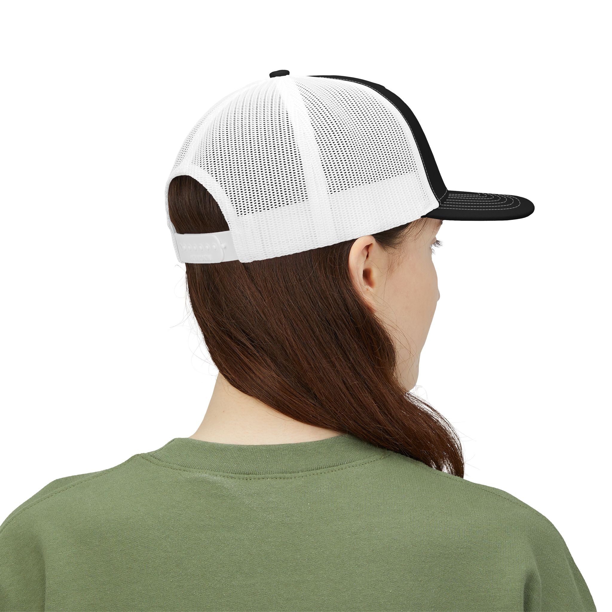 Golf 7R Snapback Trucker Cap — Retro Racing Golf Logo Hat