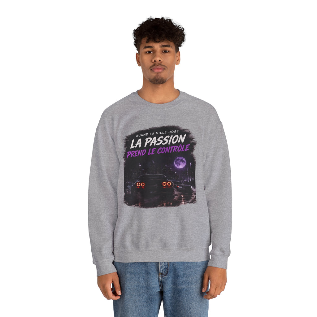 Crewneck Sweatshirt — Retro French Night Drive "La Passion Prend Le Contrôle"