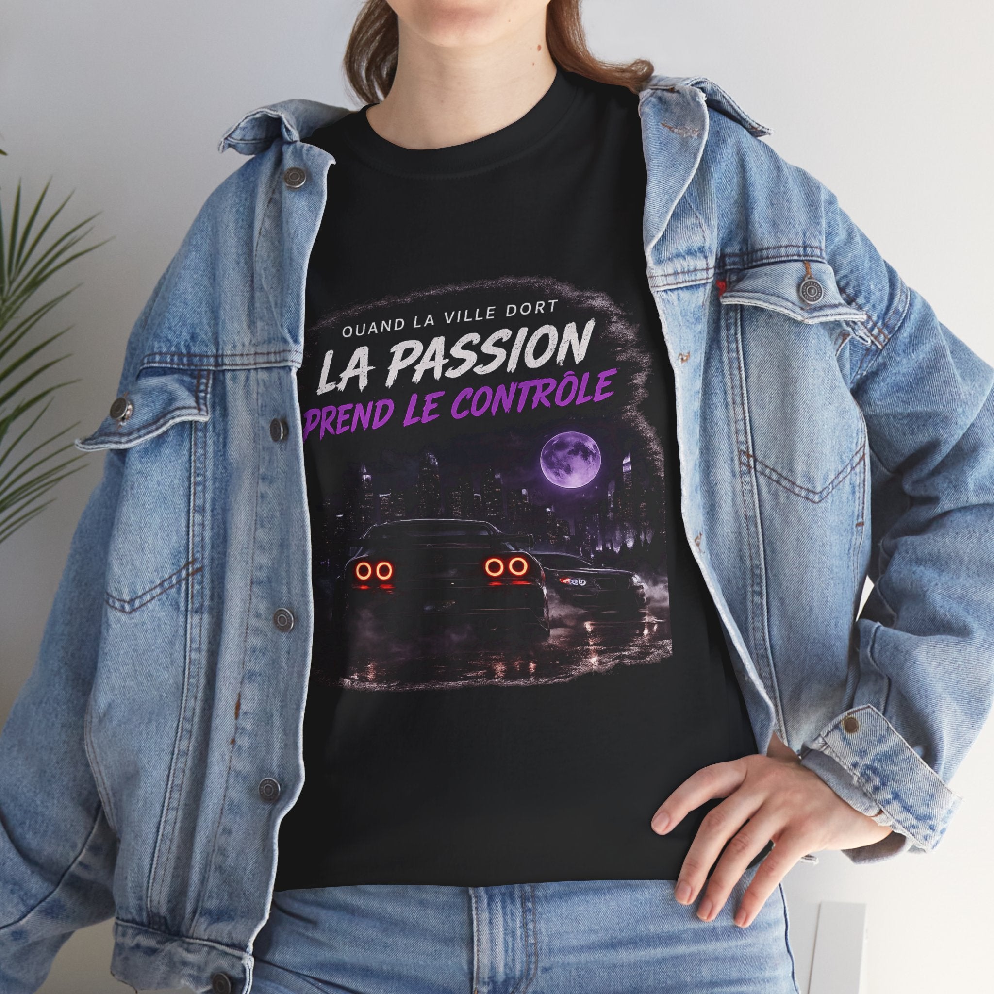 La Passion Prend Le Contrôle Tee — Retro Night Drive Graphic T-Shirt